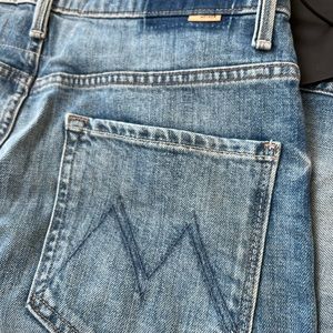 New Mother jeans Mother superior size 31 button fly. Gift and too big
